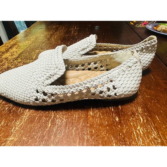 s-l400.jpg BIRDIES The Starling White Woven Leather Slip On Loafers Flats size 6